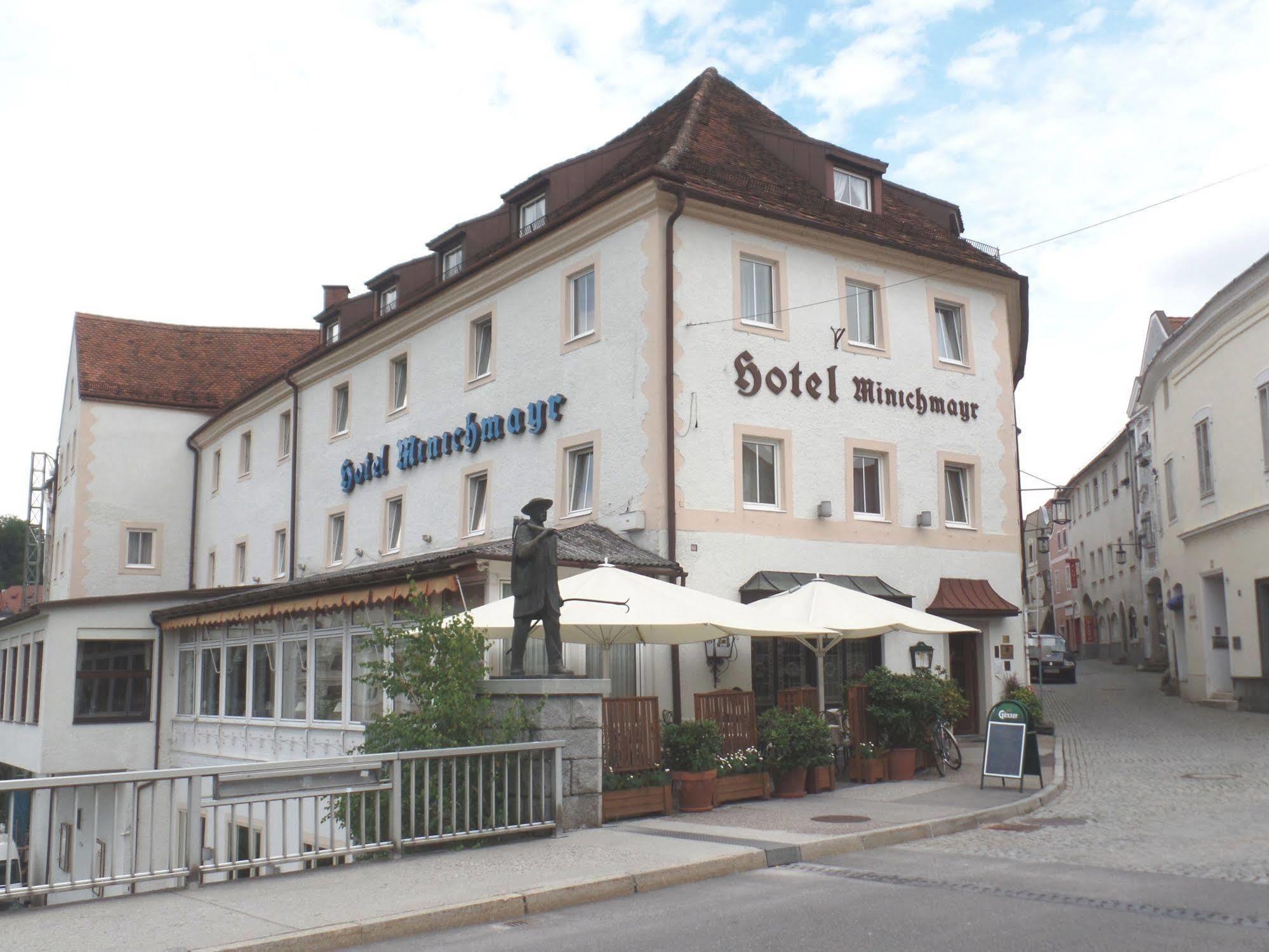 Hotel-Restaurant Minichmayr Steyr Eksteriør billede